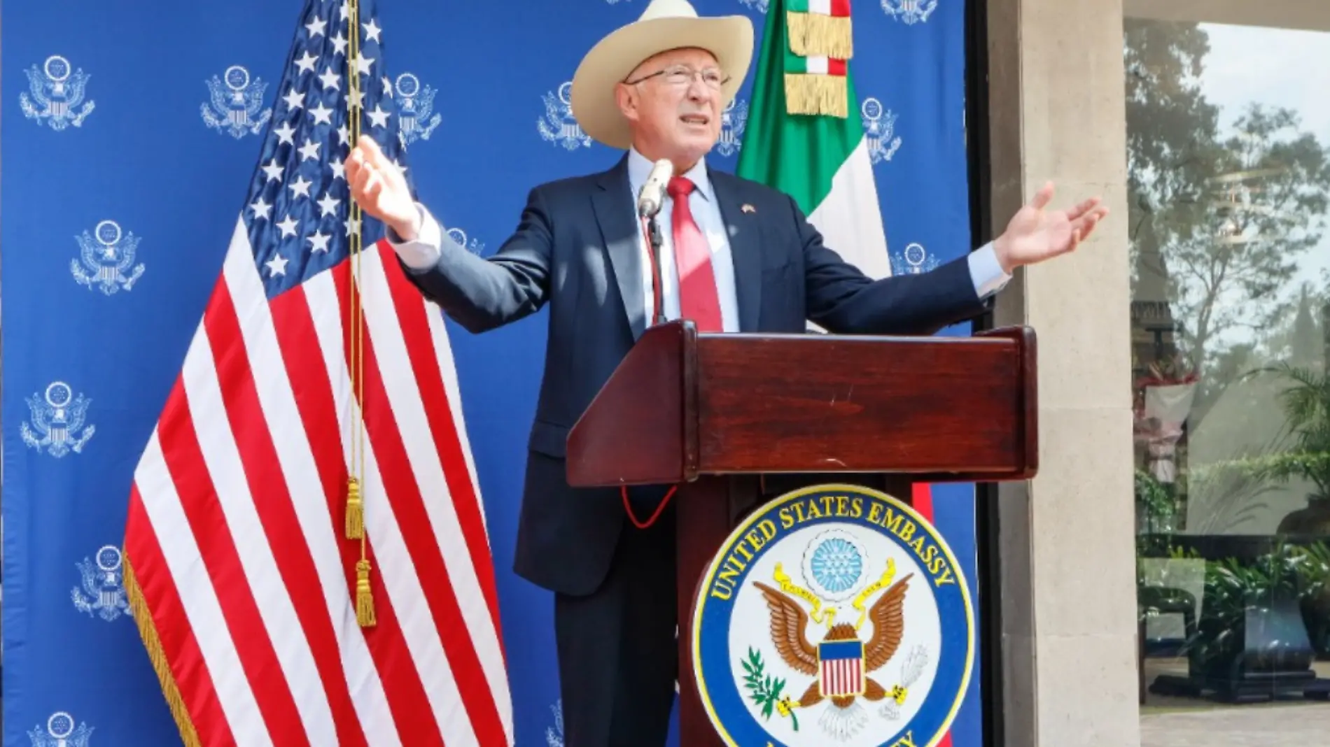 Ken Salazar 